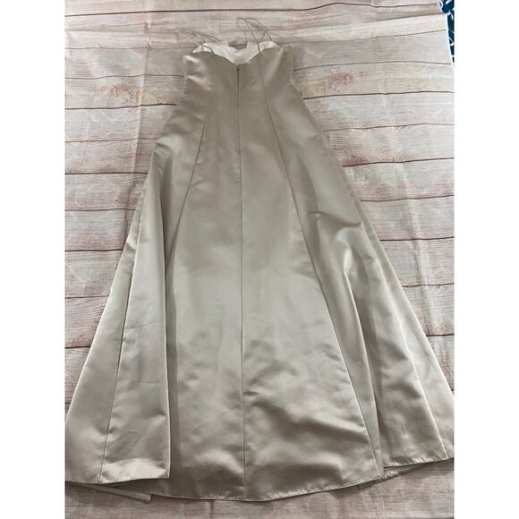 Michaelangelo A Line Wedding Gown No Train - 6 - Picture 10 of 14